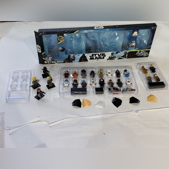 Star Wars Action Figures + Accessories Building Blocks Brick Mini Figure 24+ Pcs - Picture 2 of 11